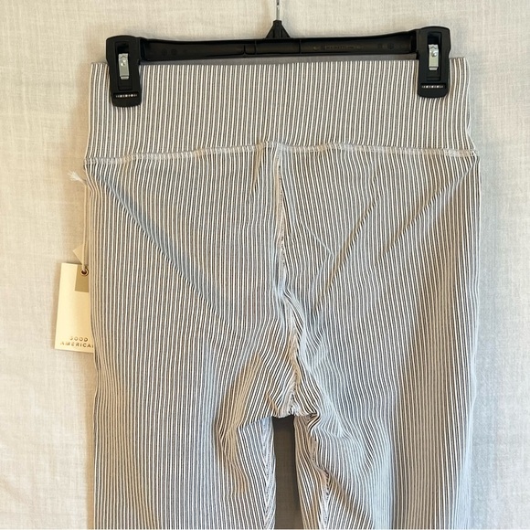 NWT GOOD AMERICAN Seamless Core Power Ribbed Leggings Size 4/5 Large - XL - Picture 2 of 5